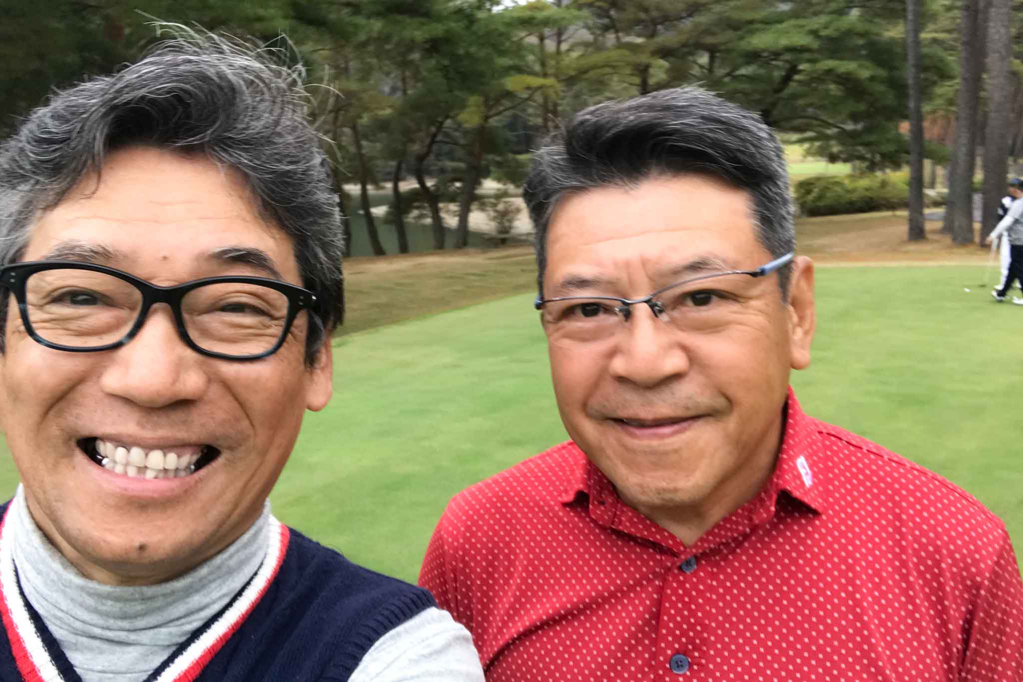 関西ゴルフサークル セブンエイトの湯浅光一と三谷さんの写真