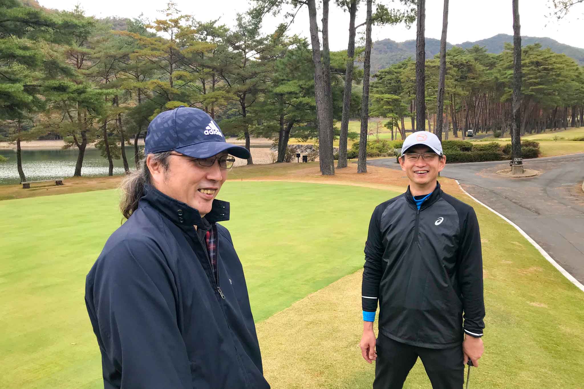 関西ゴルフサークル セブンエイトの石原さんと大江さん