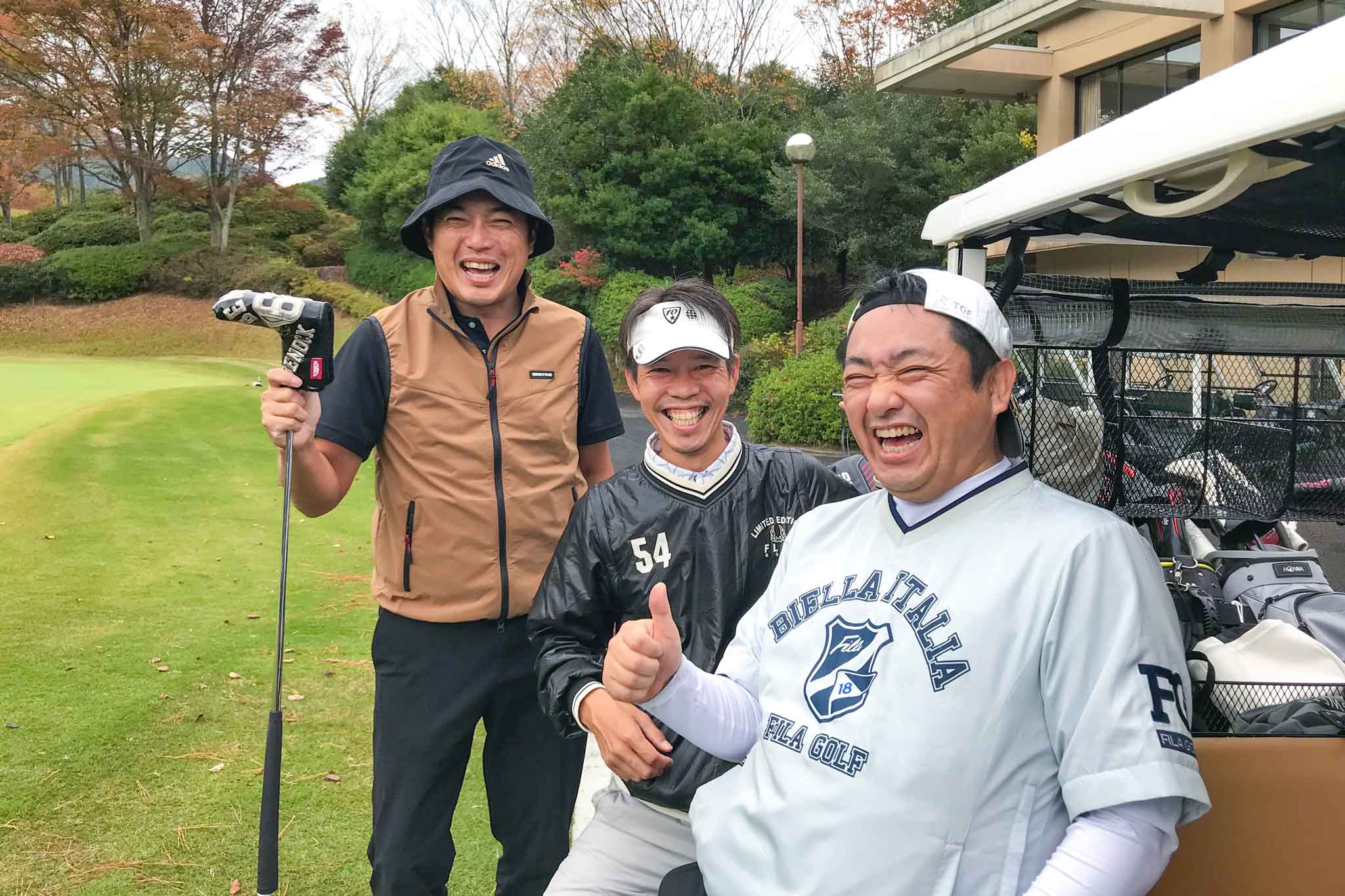 関西ゴルフサークル セブンエイトの今西英隆さん、平賀健司さん、深見慶大さん若手3人の写真