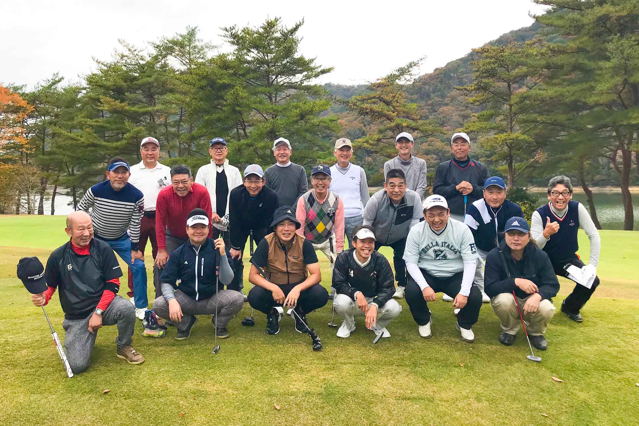 関西ゴルフサークル セブンエイトの第38回コンペ集合記念写真1