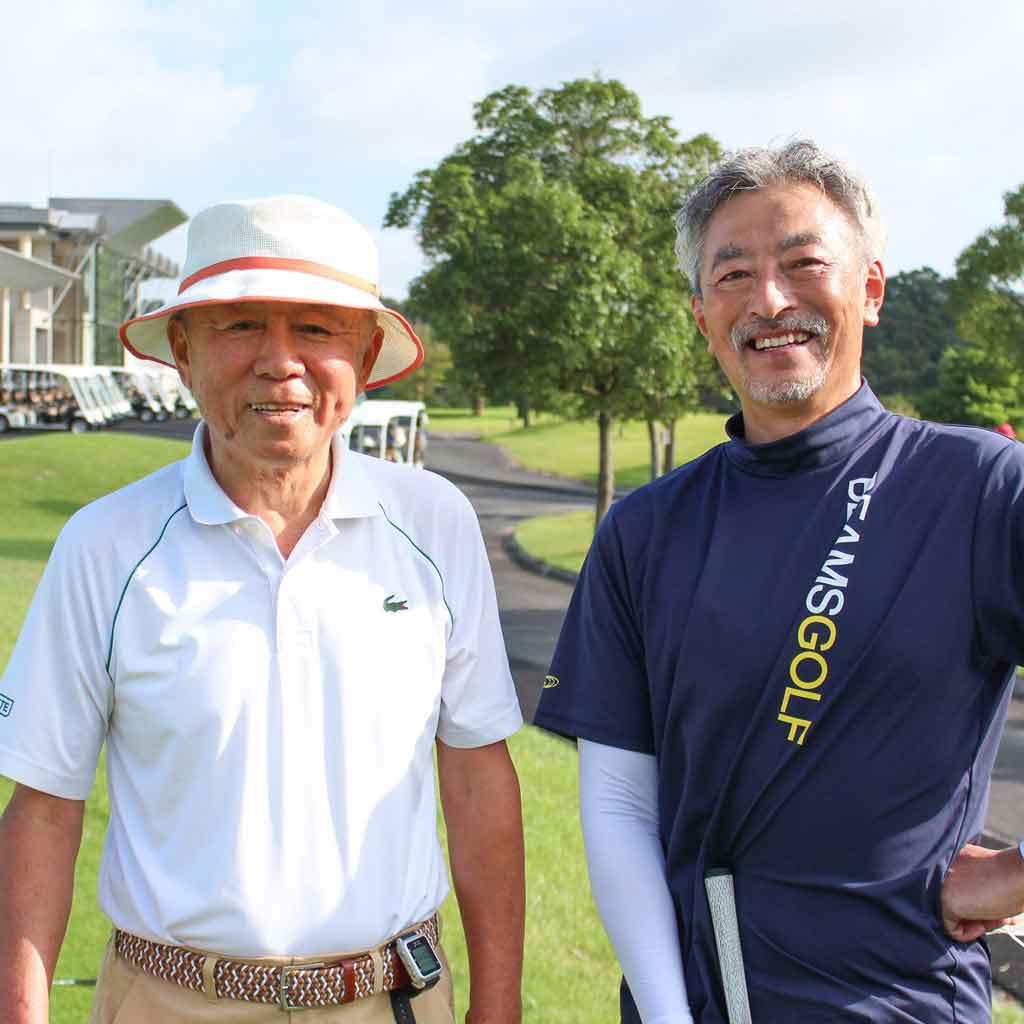 ガチンコCUPの田中さんと松村さん記念写真