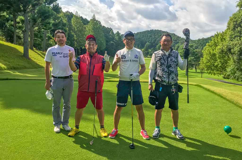 ゴルフサークルセブンエイトのout第1組のメンバー